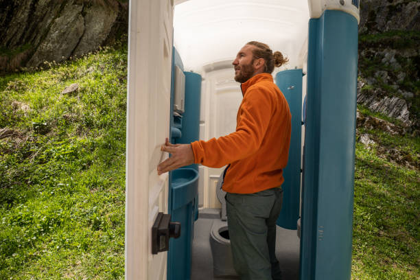 Best Portable toilet rental cost  in North Brooksville, FL